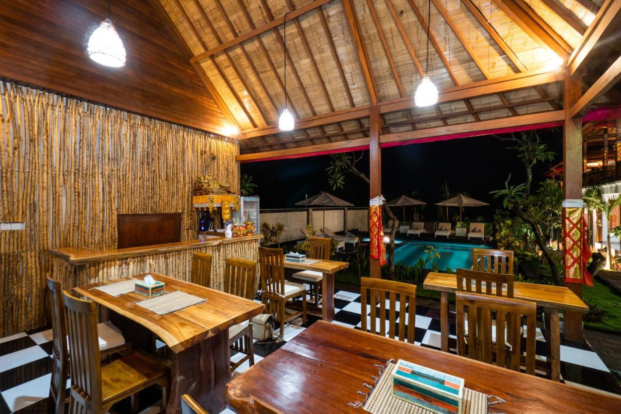 Lembongan Cempaka Villa & Restaurant Нуса-Лембонган Экстерьер фото